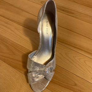Nine West Silver Heels